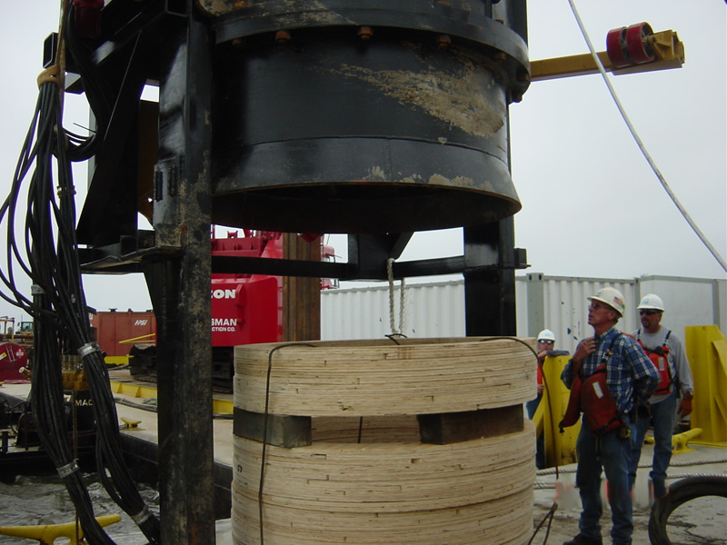 Photo credit: Specialty Piling Systems deep foundation equipment